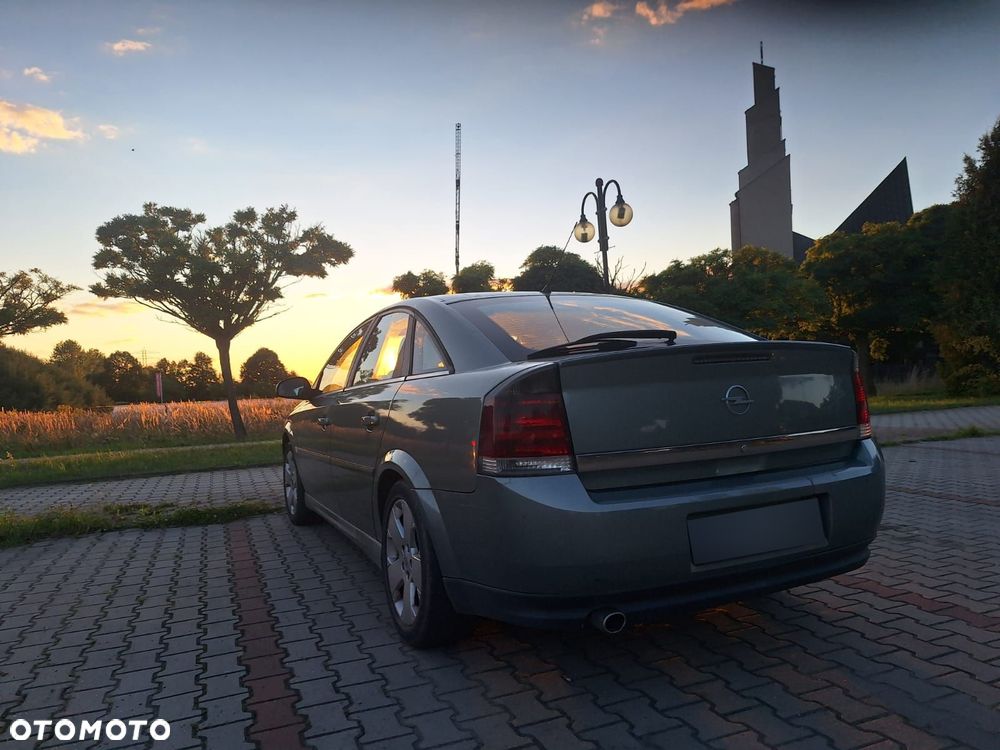 Opel Vectra 1.8 - 4