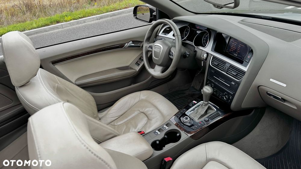 Audi A5 Cabrio - 23