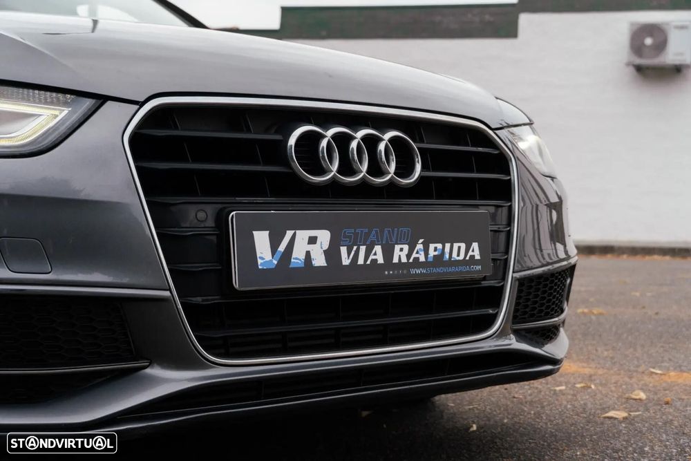 Audi A4 Avant 2.0 TDI Business Line S-line - 40