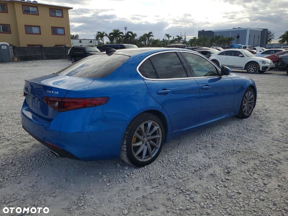 Alfa Romeo Giulia 2.0 Turbo TI Q4 - 3