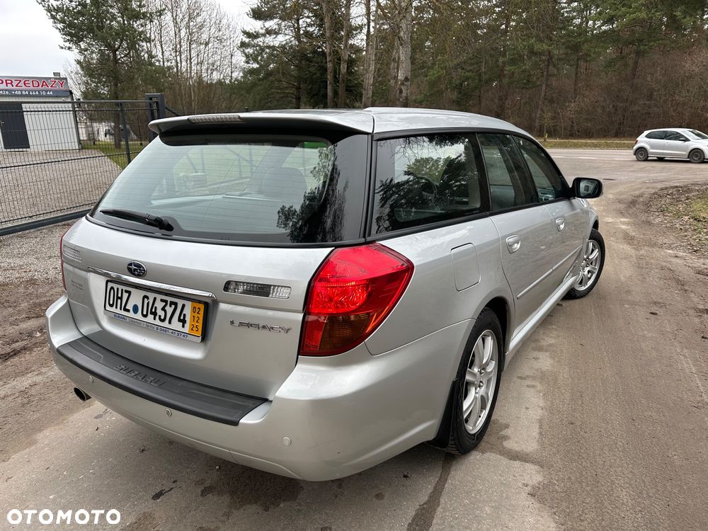 Subaru Legacy - 13