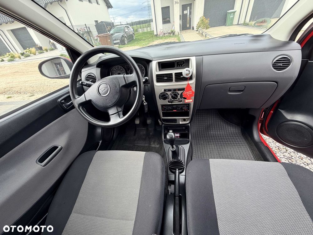 Daihatsu Cuore - 5