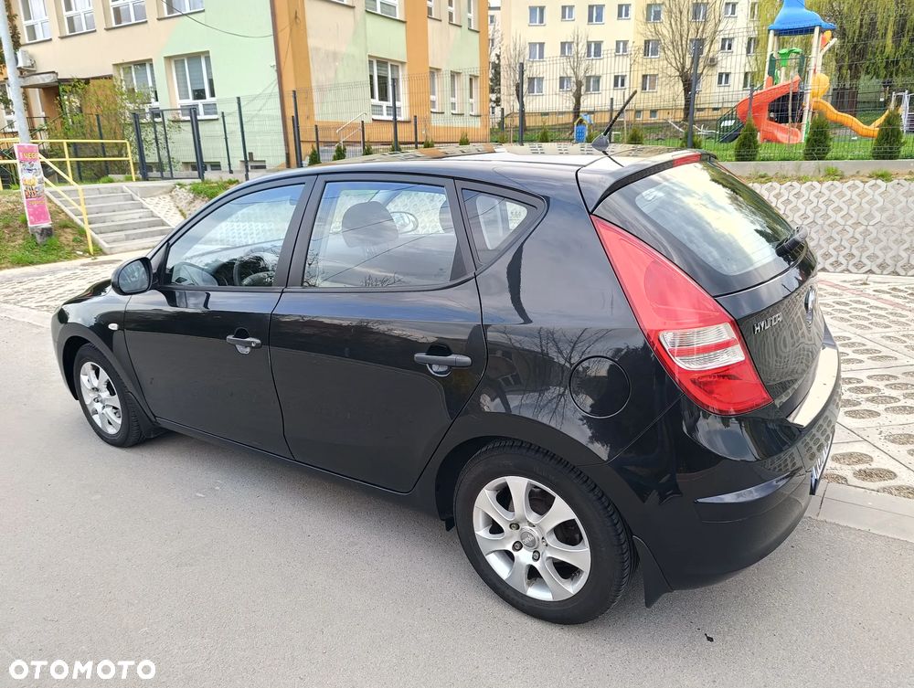 Volkswagen Touran 1.6 - 13