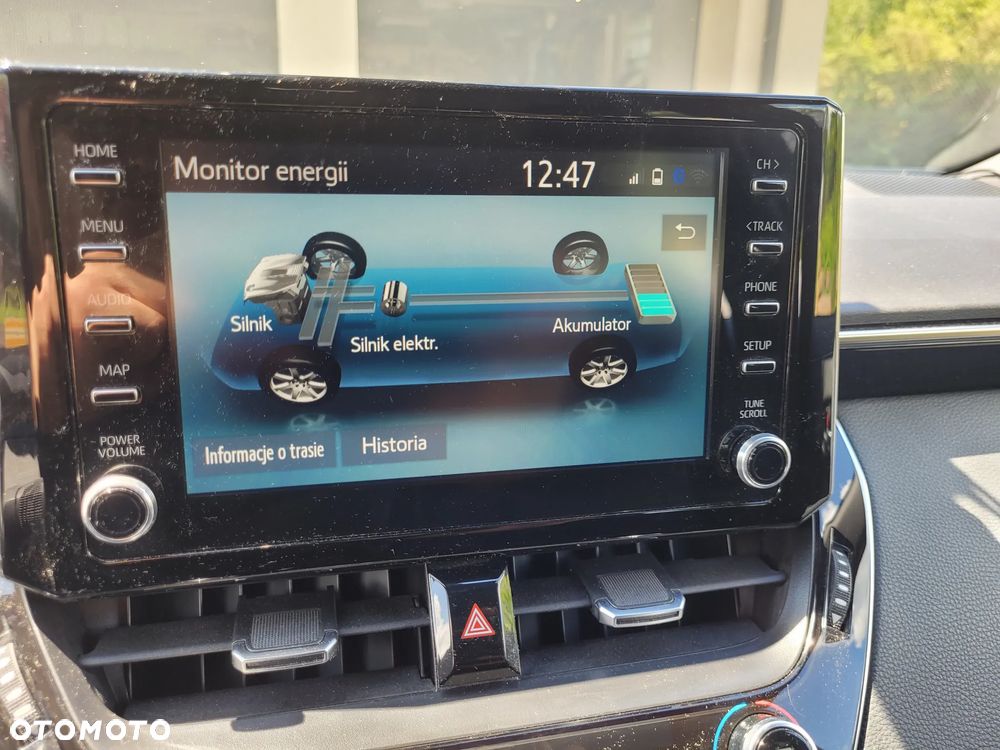 Toyota Corolla 1.8 Hybrid Comfort - 17