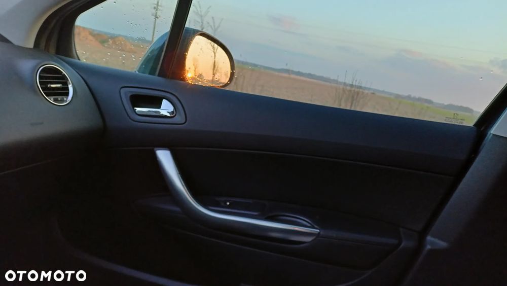 Peugeot 308 - 10