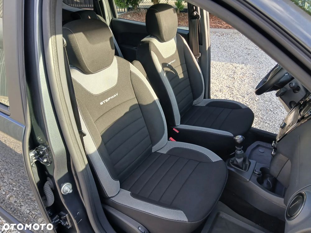 Dacia Lodgy 1.5 Blue dCi Laureate S&S - 19