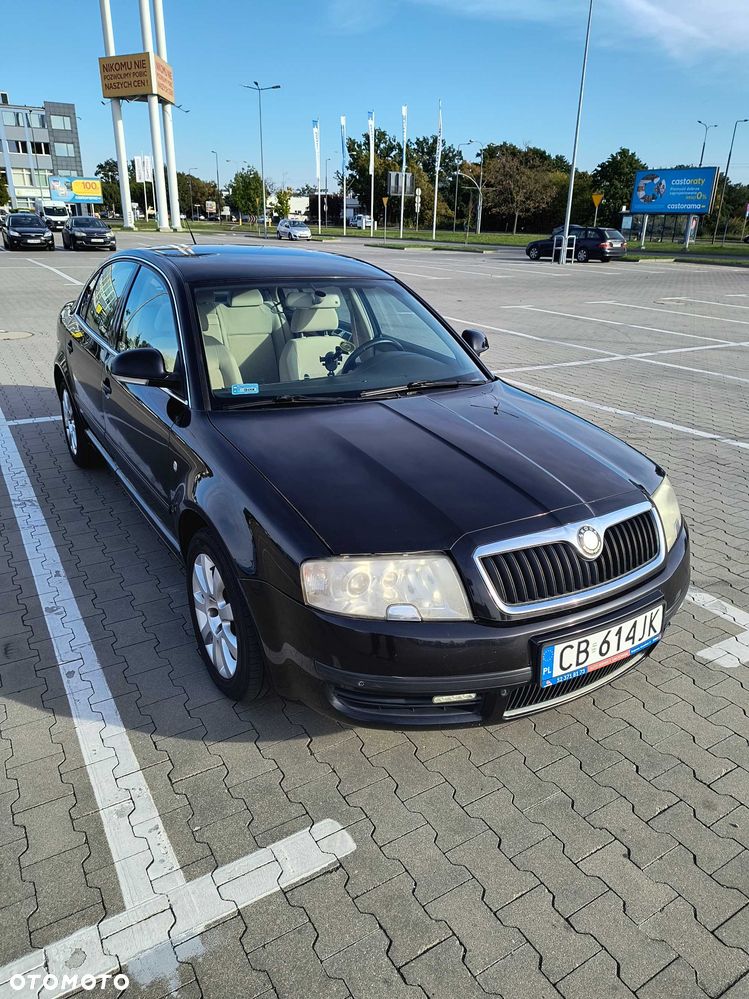 Skoda Superb - 1