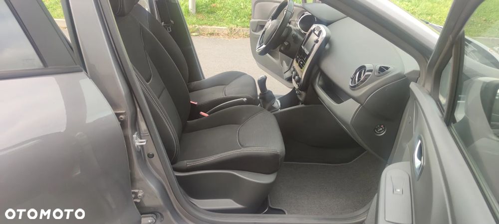 Renault Clio 1.2 16V Life - 11