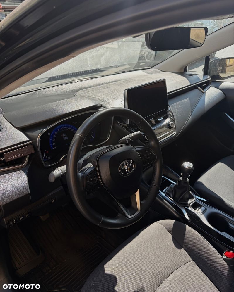 Toyota Corolla 1.5 Comfort - 10
