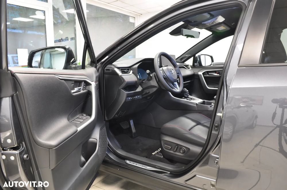 Toyota RAV4 Plug-in-Hybrid - 7