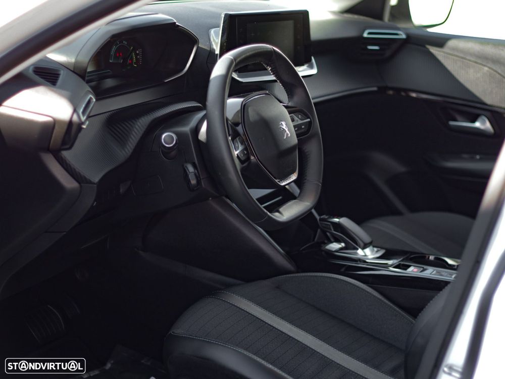 Peugeot e-208 50 kWh Allure Pack - 23