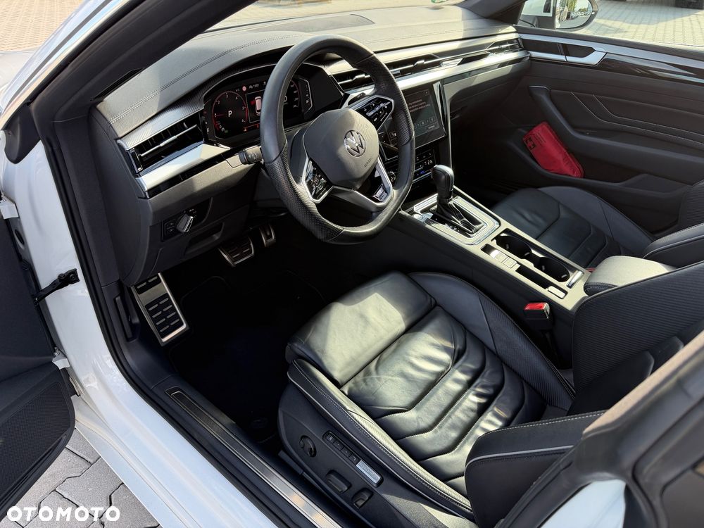 Volkswagen Arteon 2.0 TDI SCR 4Motion DSG R-Line - 16