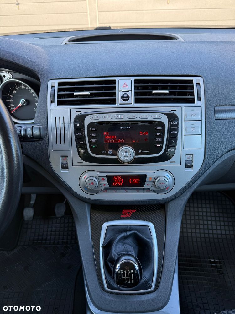 Ford Kuga 2.0 TDCi 4x4 Titanium - 30