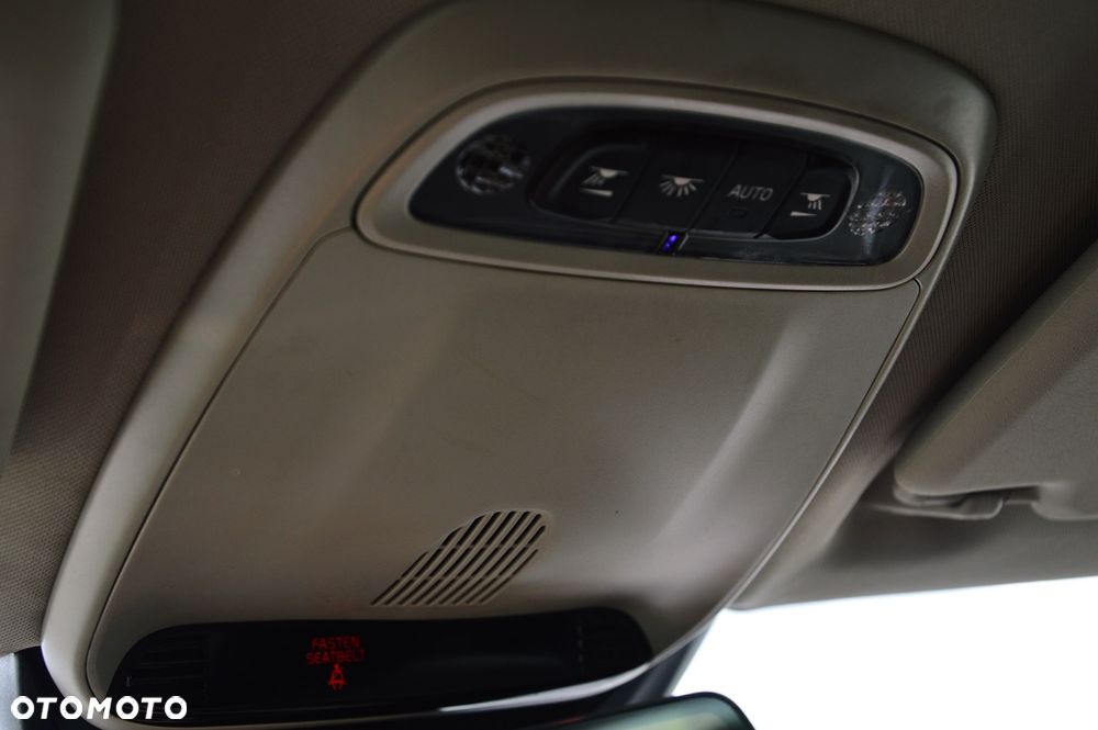 Volvo V40 D4 Summum - 18