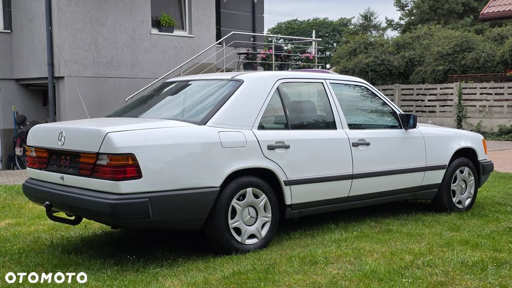 Mercedes-Benz W124 (1984-1993) - 3