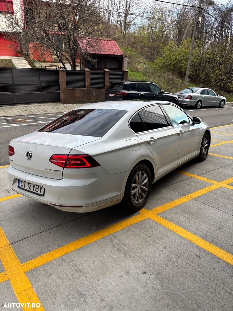 Volkswagen Passat 2.0 TDI DSG Highline - 3