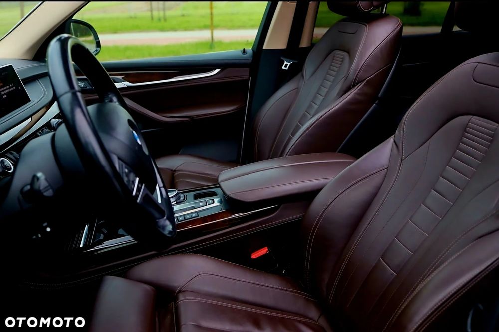 BMW X5 xDrive35i Edition Exclusive - 6