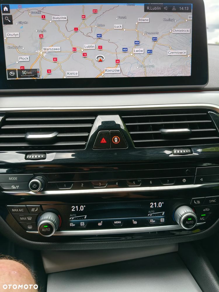 BMW Seria 5 520d mHEV - 21