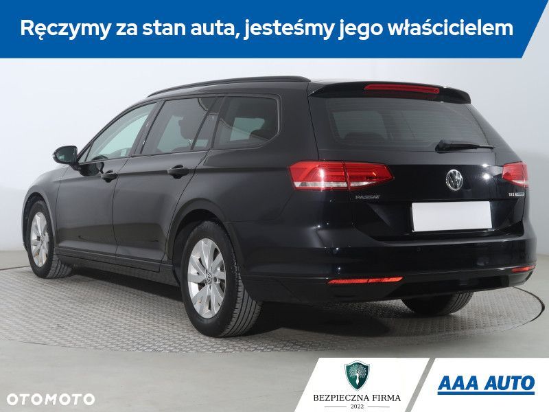 Volkswagen Passat - 5