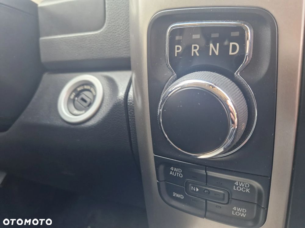 RAM 1500 5.7 Crew Cab Laramie - 30