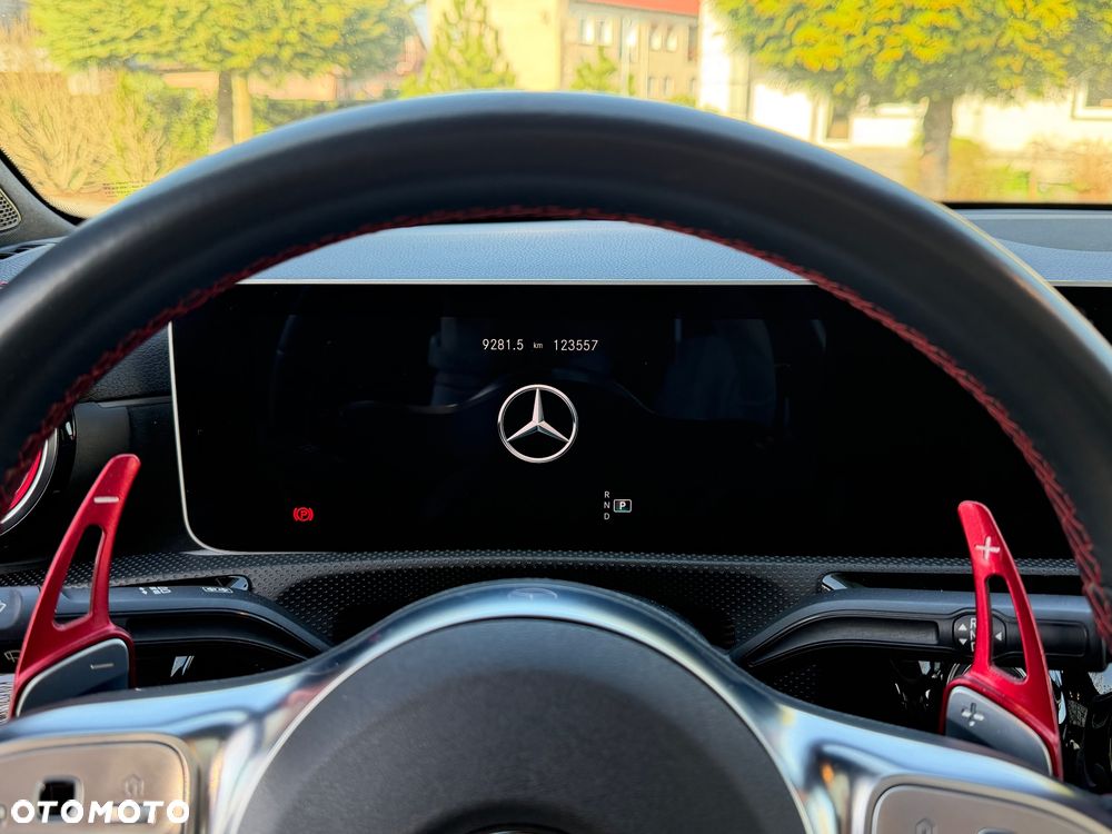 Mercedes-Benz CLA 220 d AMG Line 8G-DCT - 20