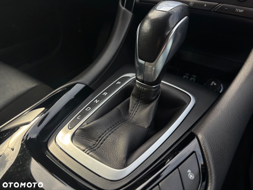 Ford Mondeo 2.0 Hybrid ST-Line X - 35