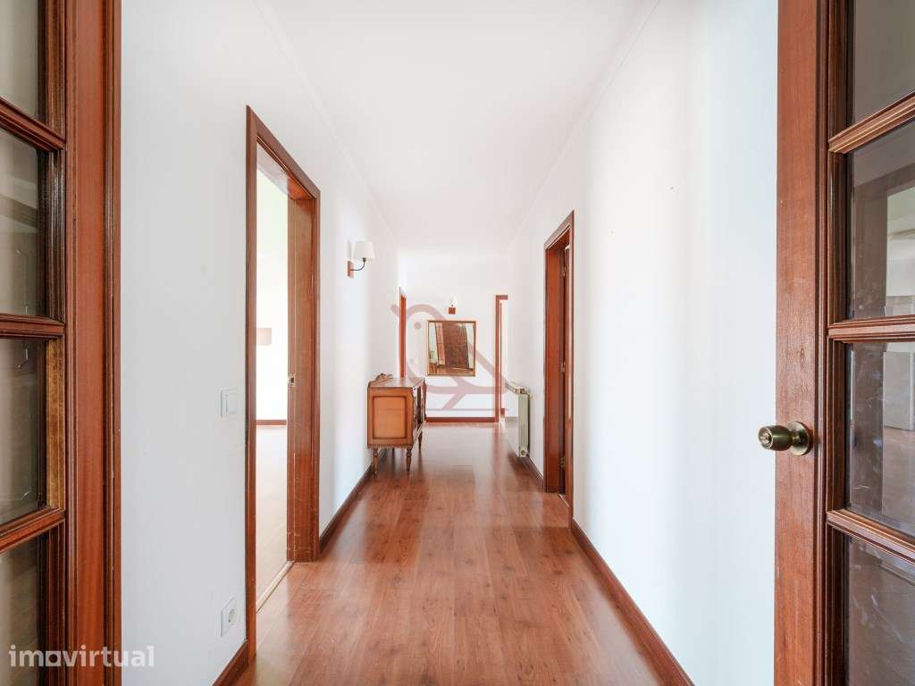 Apartamento T3 / Centro da Cidade de Fátima - Grande imagem: 3/56