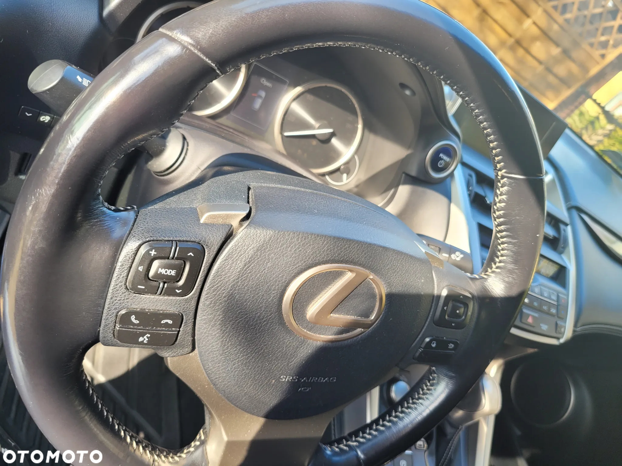 Lexus NX 300h Comfort AWD - 12