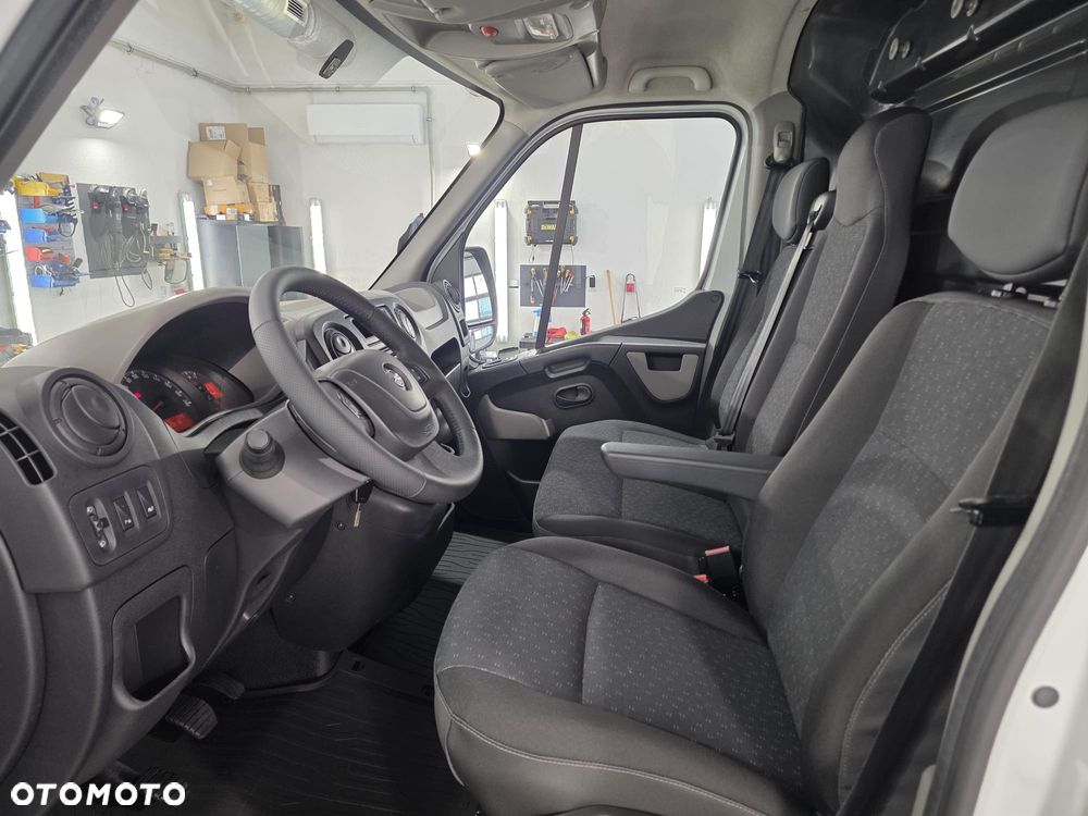 Opel MOVANO - 28