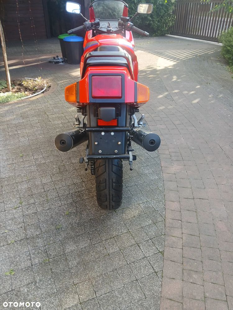 Kawasaki GPX - 7
