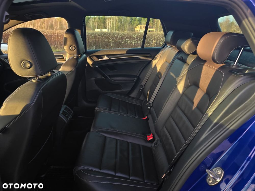 Volkswagen Golf - 15