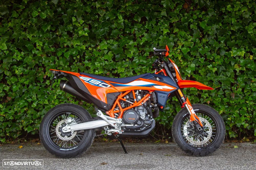 KTM 690 SMC R - 3