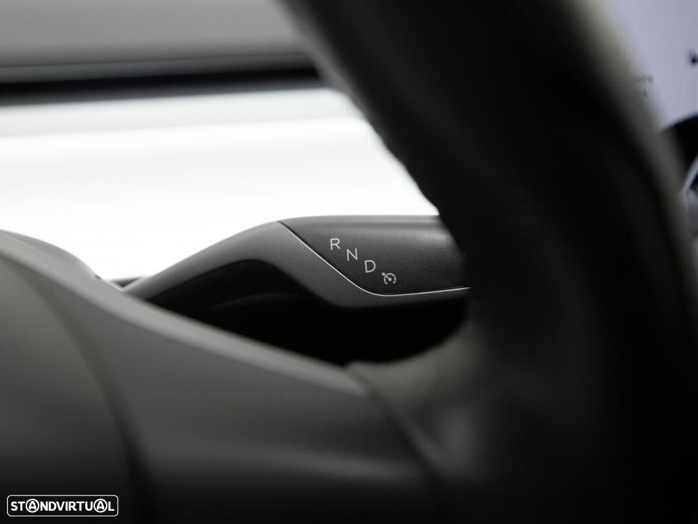 Tesla Model 3 - 20