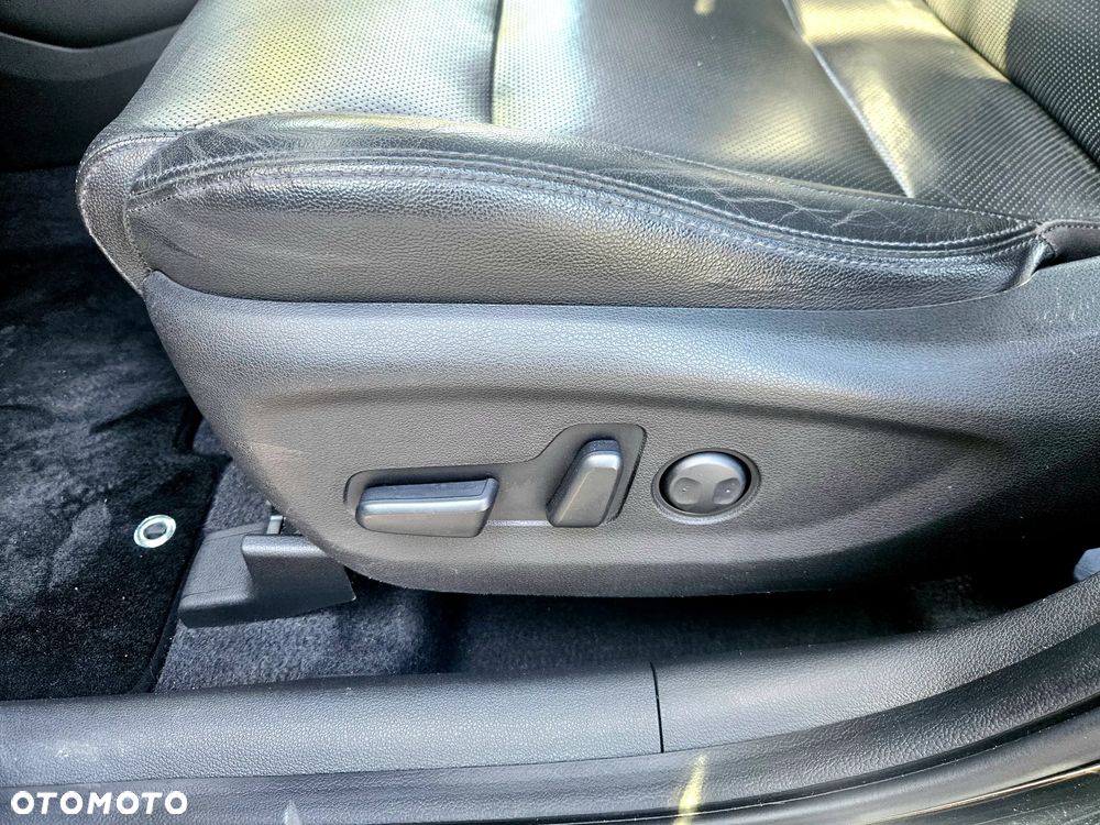 Hyundai Tucson 1.6 Turbo 4WD Premium - 32