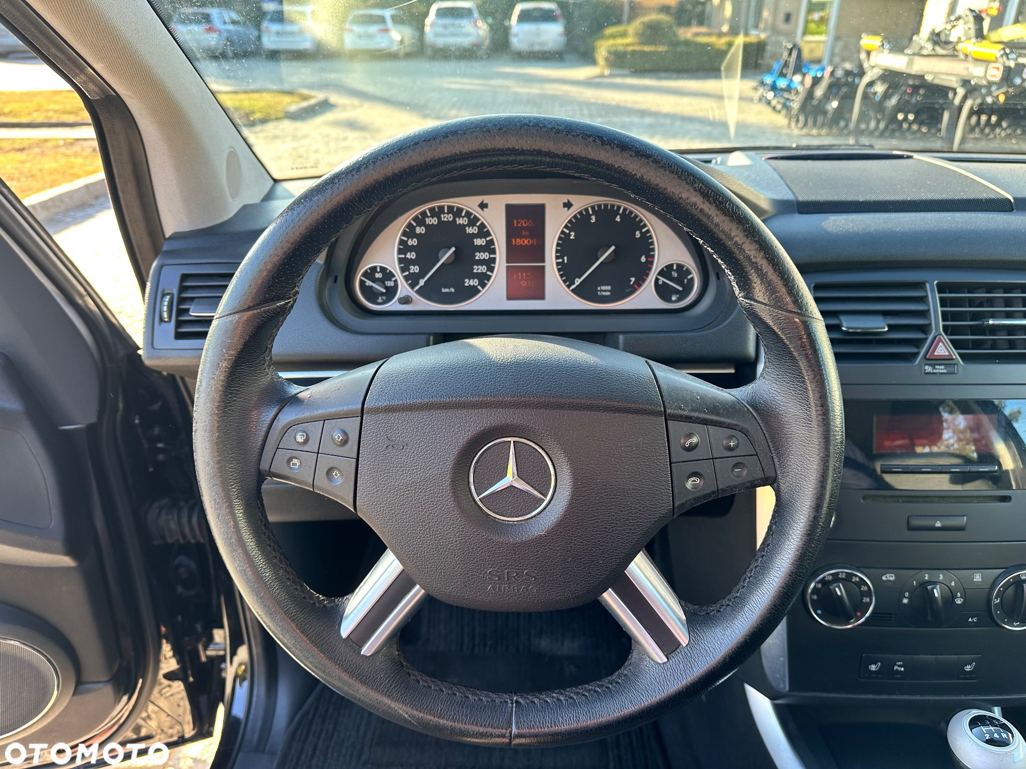 Mercedes-Benz Klasa B 150 - 23