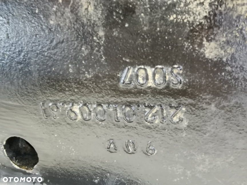 Środek mostu Manitou MLT 737 {Spicer 11X35 tył} - 10