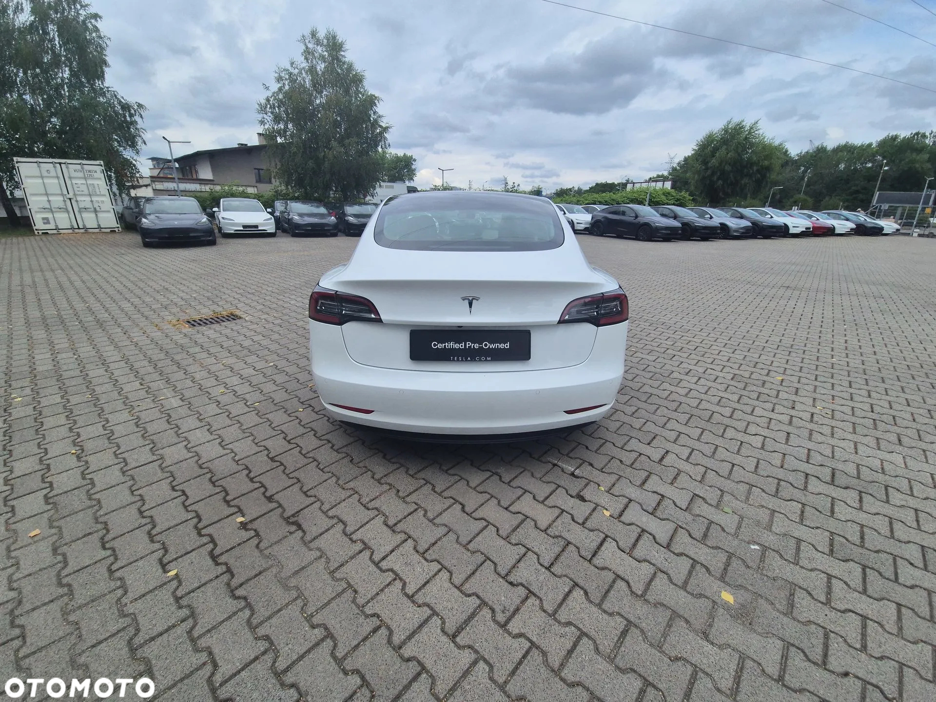Tesla Model 3 RWD - 4