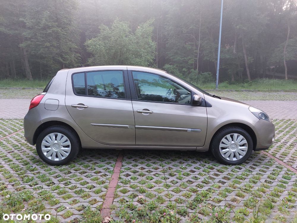Renault Clio 1.2 16V Alize - 7
