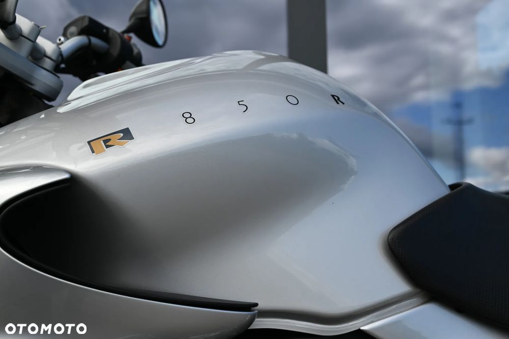 BMW R - 9