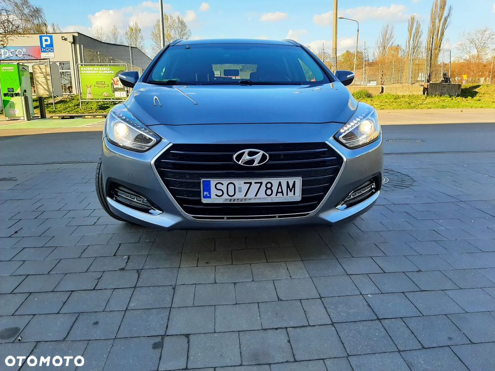 Hyundai i40 Kombi blue 1.7 CRDi DCT Trend - 3