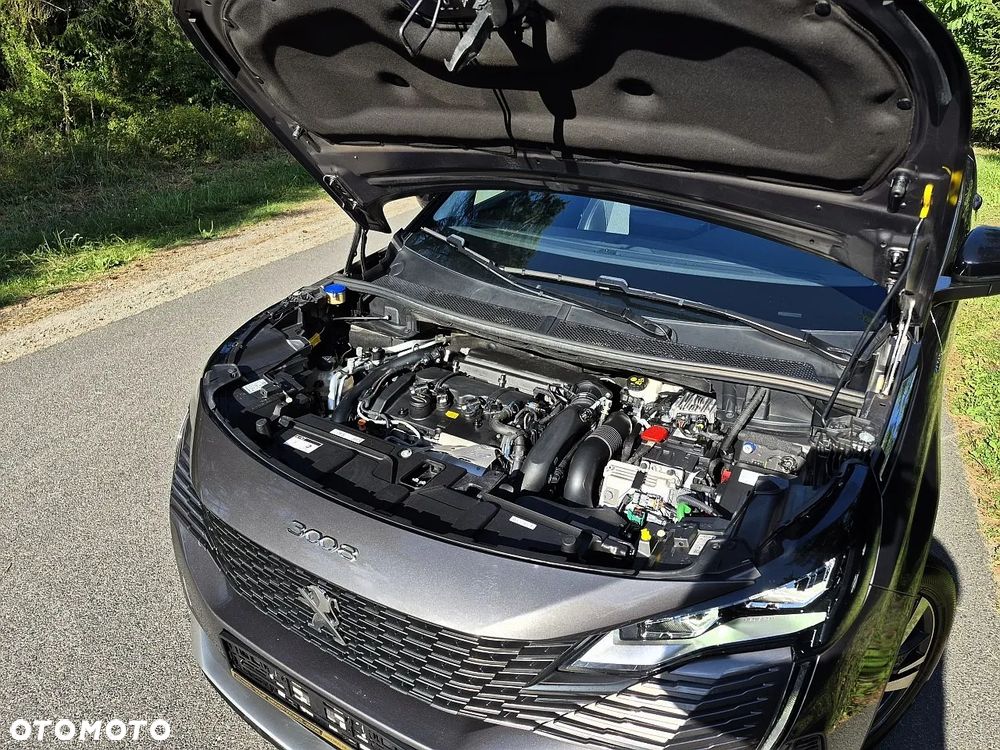 Peugeot 3008 1.6 PureTech Hybrid PHEV Allure S&S EAT8 - 33