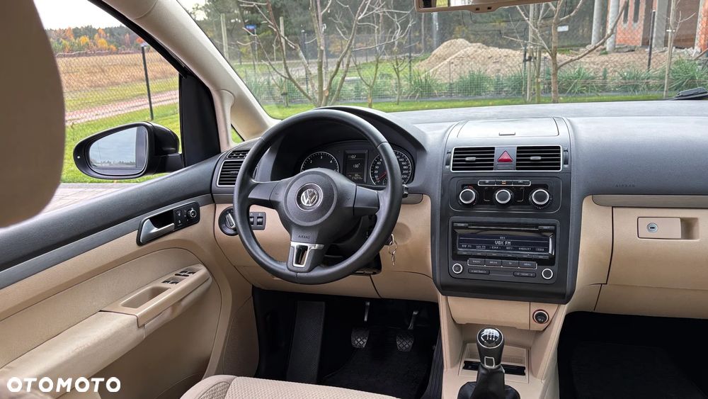 Volkswagen Touran 2.0 TDI DPF Comfortline - 14