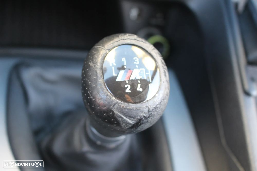 BMW X1 18 d sDrive Pack M - 33