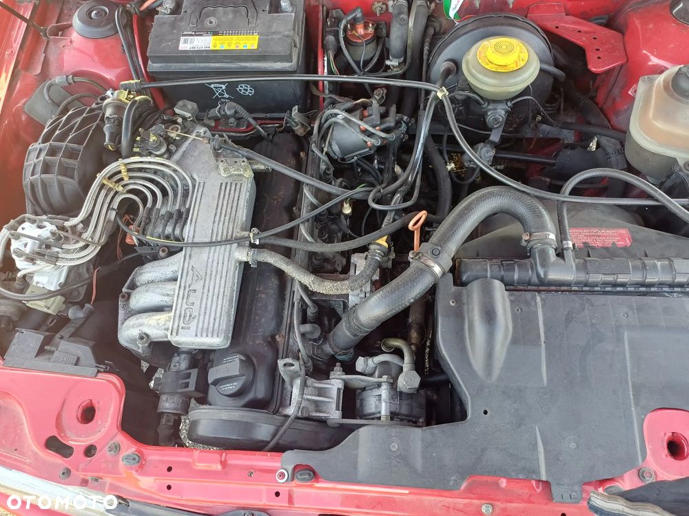 Audi Coupe 2.3 E - 16