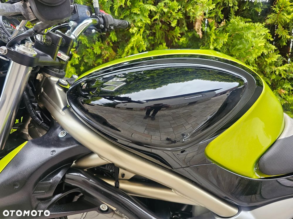 Suzuki Gladius - 14