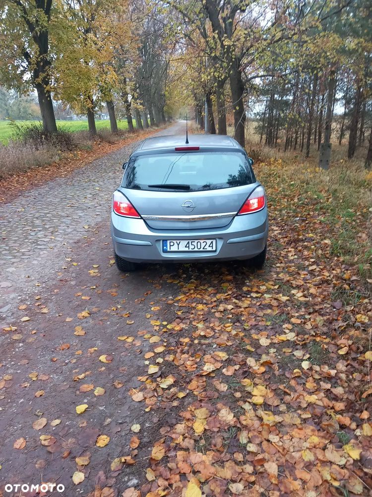 Opel Astra - 2