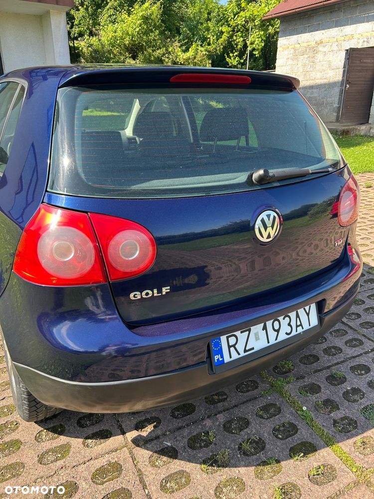 Volkswagen Golf 1.9 TDI DPF Comfortline - 5