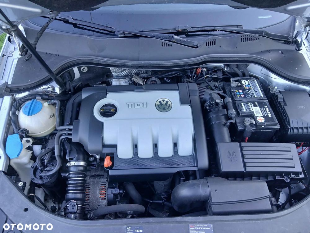 Volkswagen Passat - 17