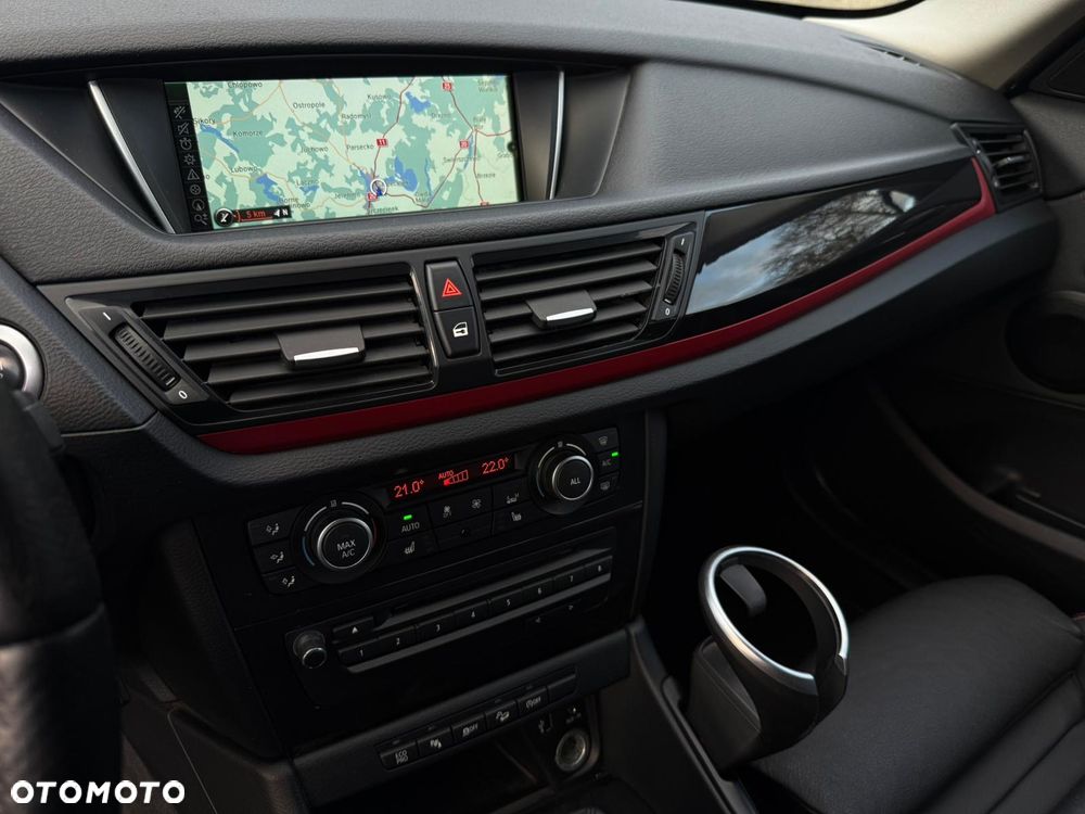 BMW X1 xDrive18d Sport Line - 26