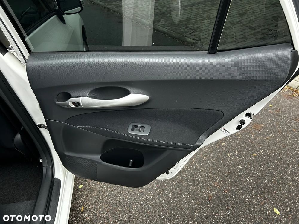 Toyota Auris 1.6 Premium - 8